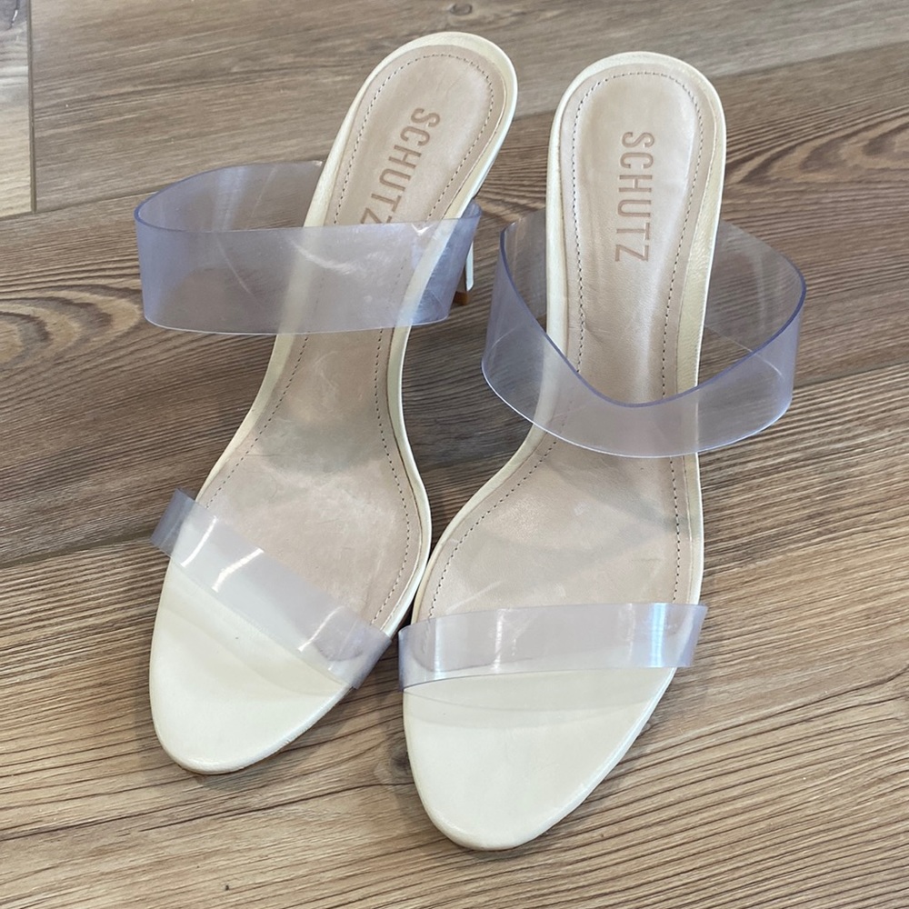 Schutz Ariella beige/see through heels Size 9b with box